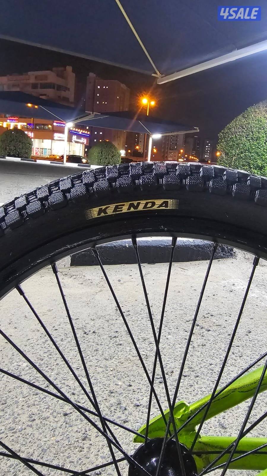 قاري dk بحالة ممتازة9