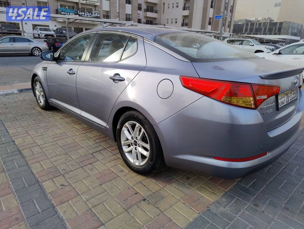 كيا اوبتيما 2013 نظافة استعمال.. مو محتاجة شي7