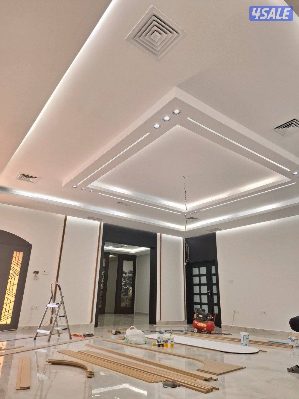 كهربائي تاسيس وتشطيب جميع اعمال الكهرباء تركيب ثريات0