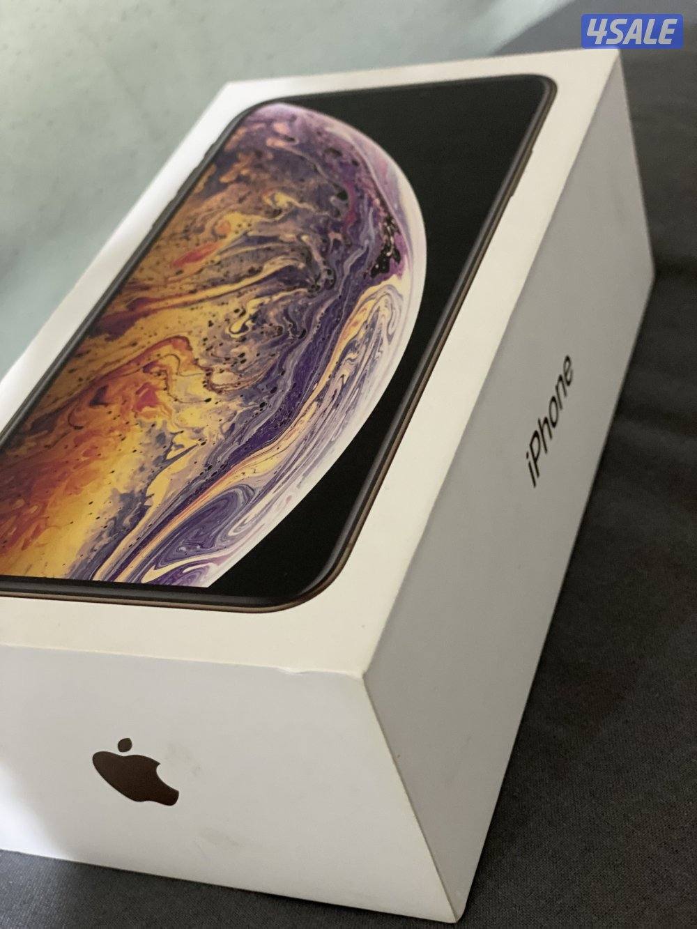 ايفون Xs Max 265 لم يبدل اي شي معاه البوكس والشاحن0