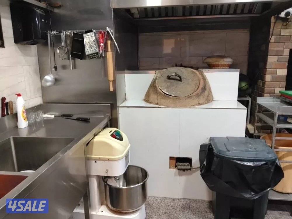 للبيع لعدم التفرغ مطعم بسوق السالمية مجهز بالكامل موقع ممتاز14