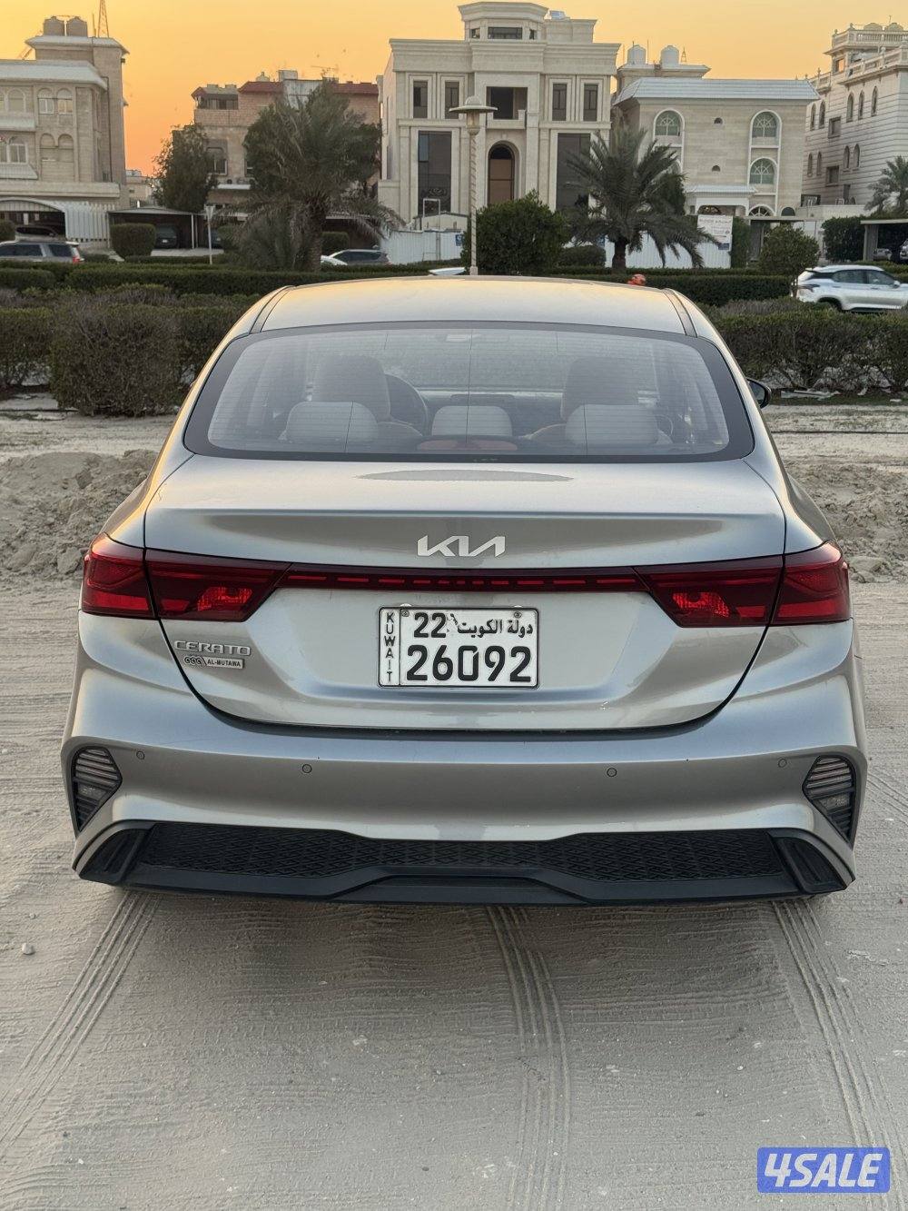 سيراتو 1600ccعداد 68 فقط صبغ قطعتين وطرف تجميلي1