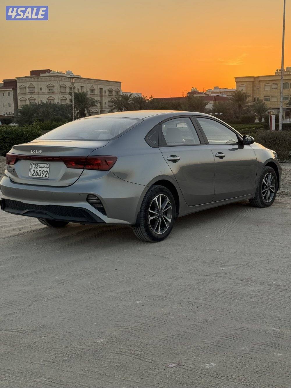 سيراتو 1600ccعداد 68 فقط صبغ قطعتين وطرف تجميلي10