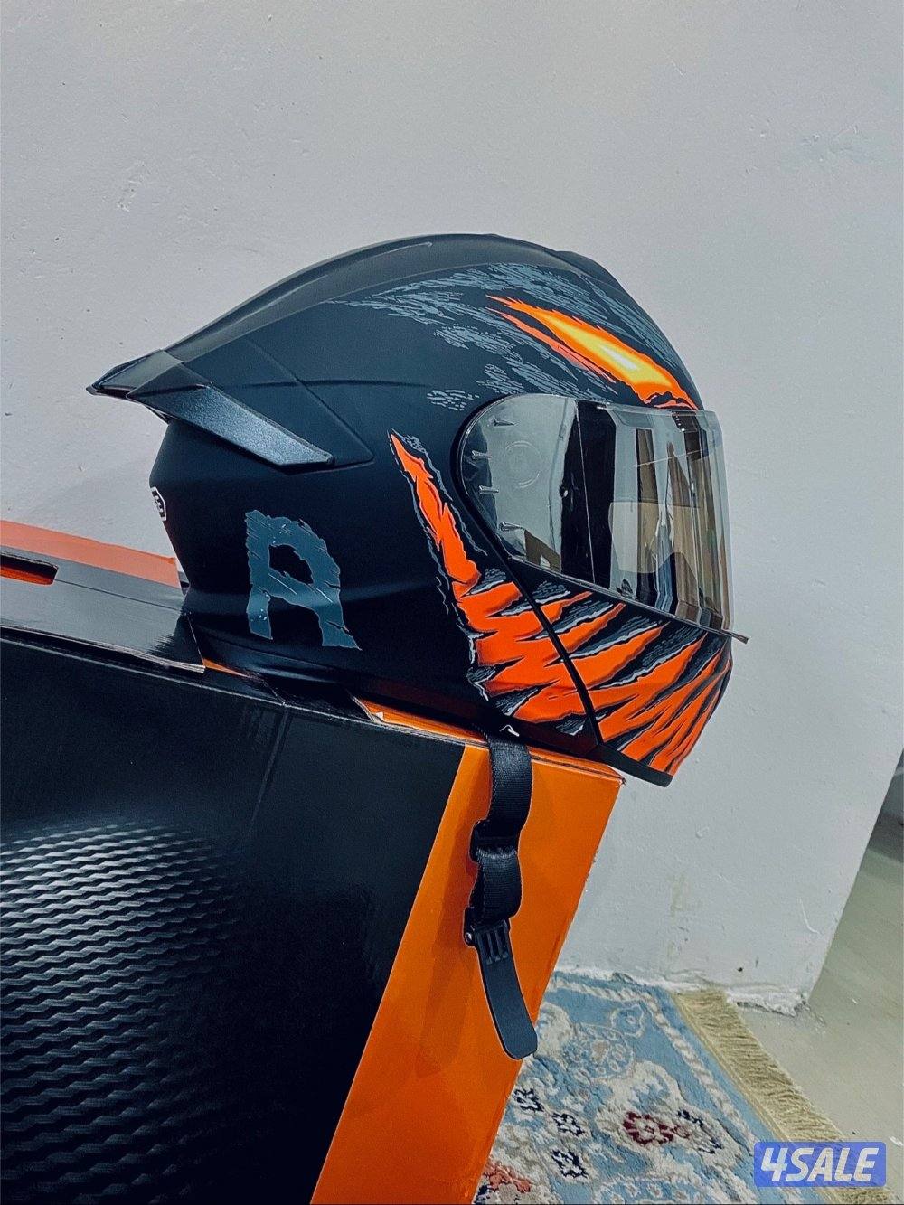 تشكيلة خوذة ممتازة1