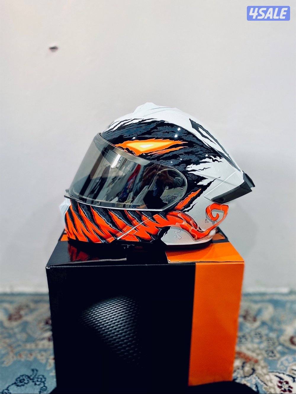 تشكيلة خوذة ممتازة2