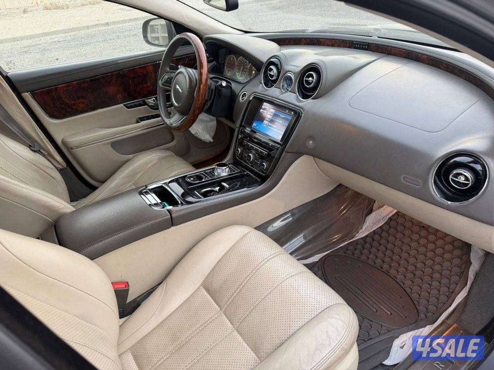 عداد 134 فقط جاكور xjL موديل 20127