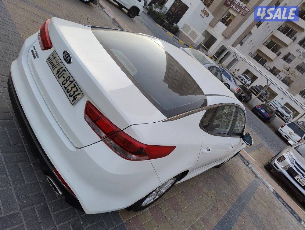 كيا اوبتيما 2018 اقتصادية بالبنزين ومريحة بالطريق10