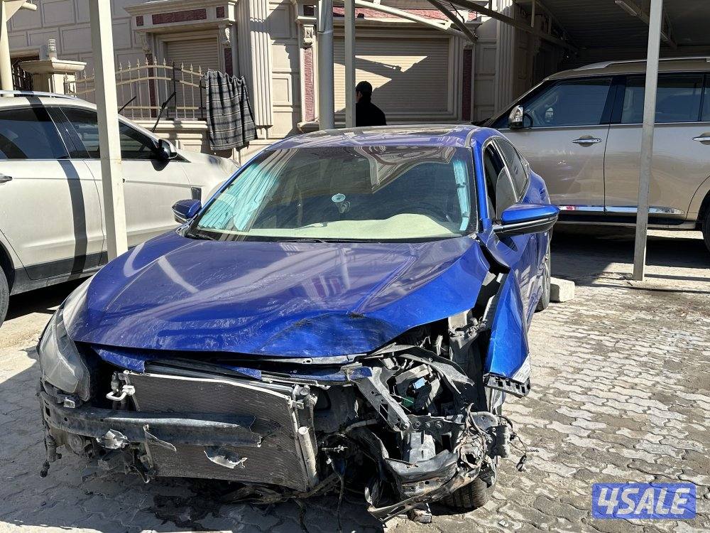 السياره محتاجه تصليح المكينه والقير سليمين1