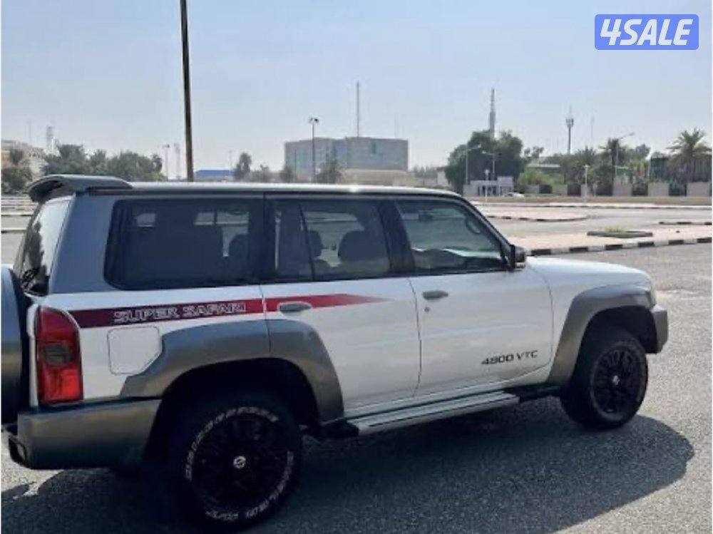 للبيع سوبر سفاري نظيف جداجدا0