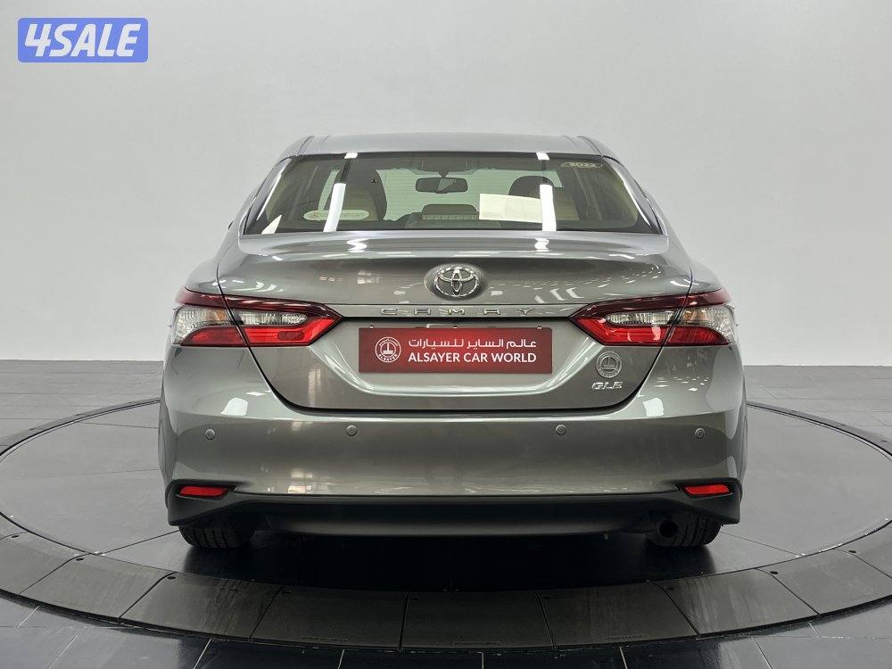 TOYOTA CAMRY GLE 4 CYL MID OPTION8