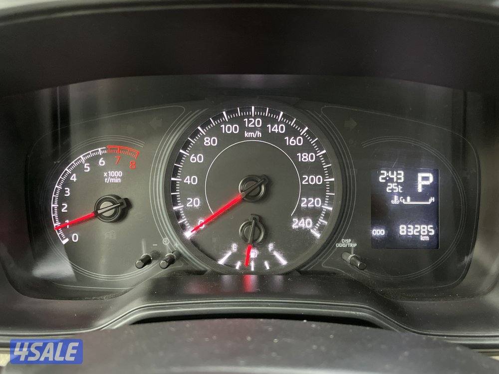 TOYOTA COROLLA 1.6L XLI STD OPTION6