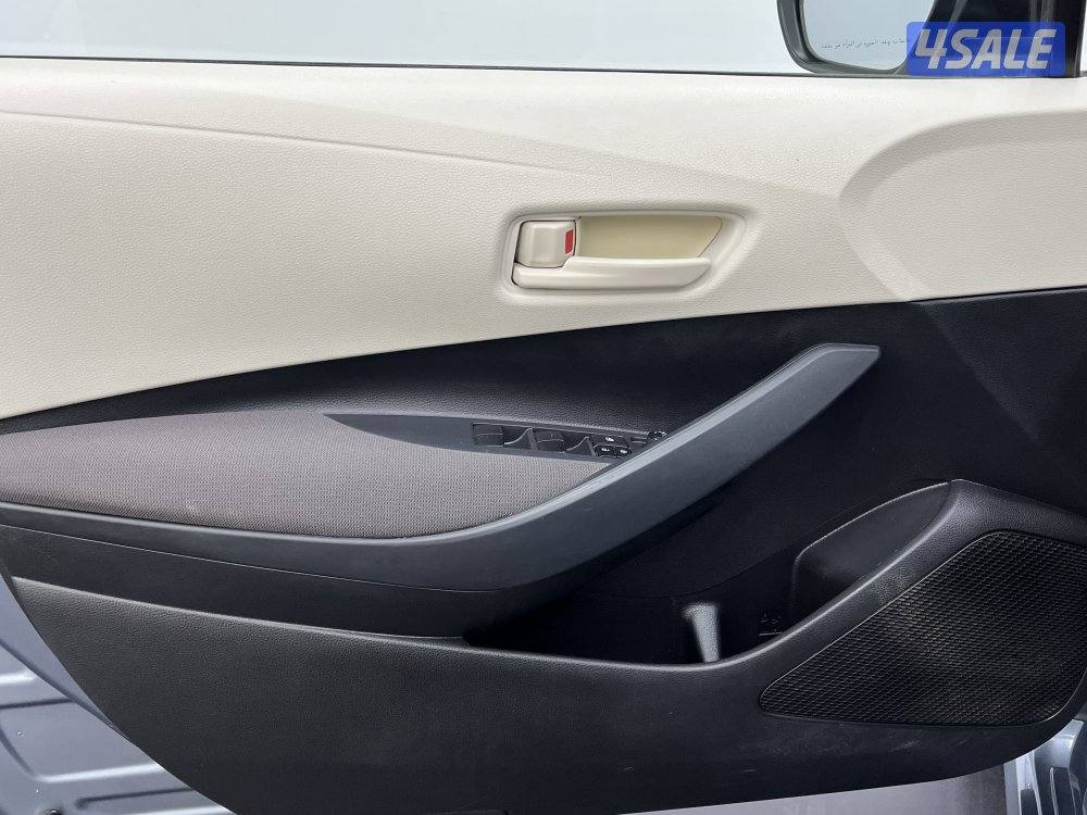 TOYOTA COROLLA 1.6L XLI STD OPTION10