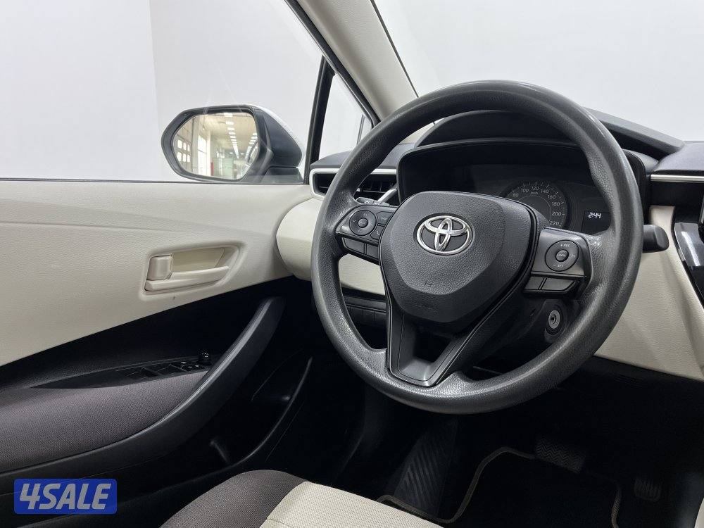 TOYOTA COROLLA 1.6L XLI STD OPTION12