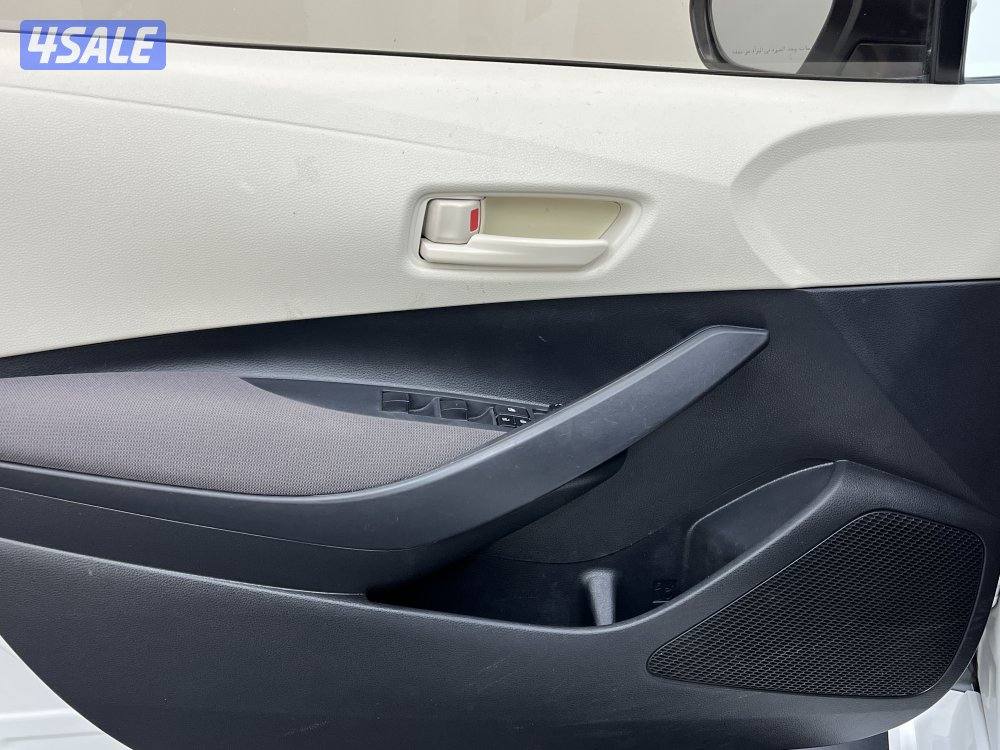 TOYOTA COROLLA 1.6L XLI STD OPTION10