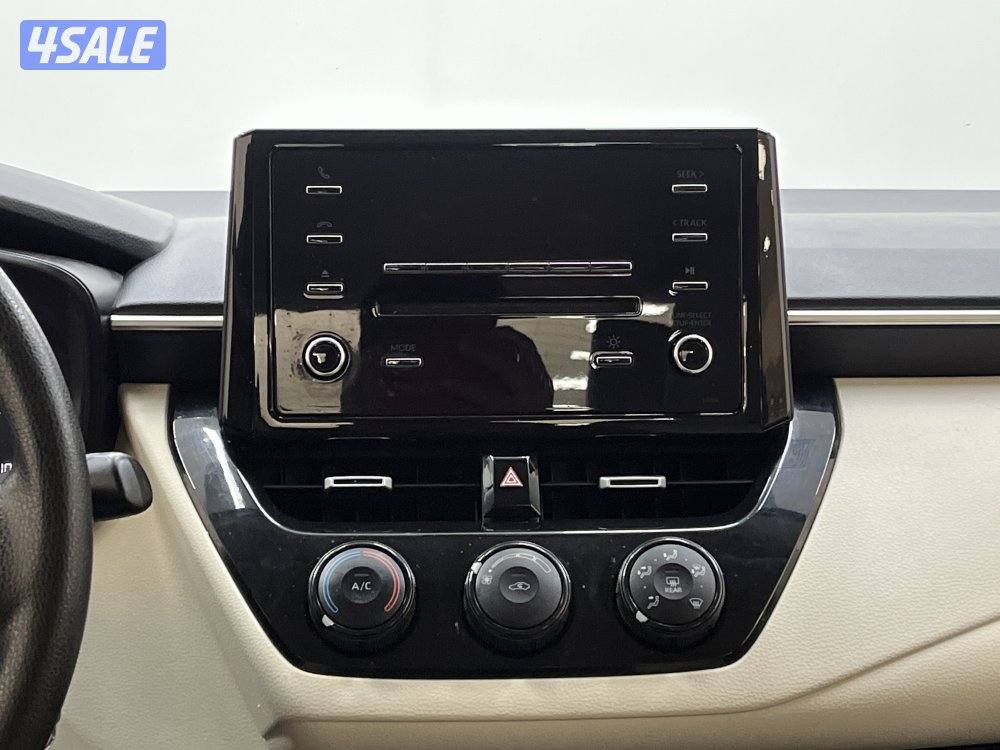 TOYOTA COROLLA 1.6L XLI STD OPTION13