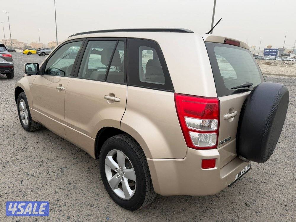 جراند فيتاره 2011 بحالة المصنع1