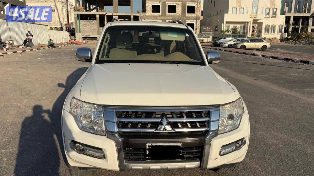 للبيع باجيرو0