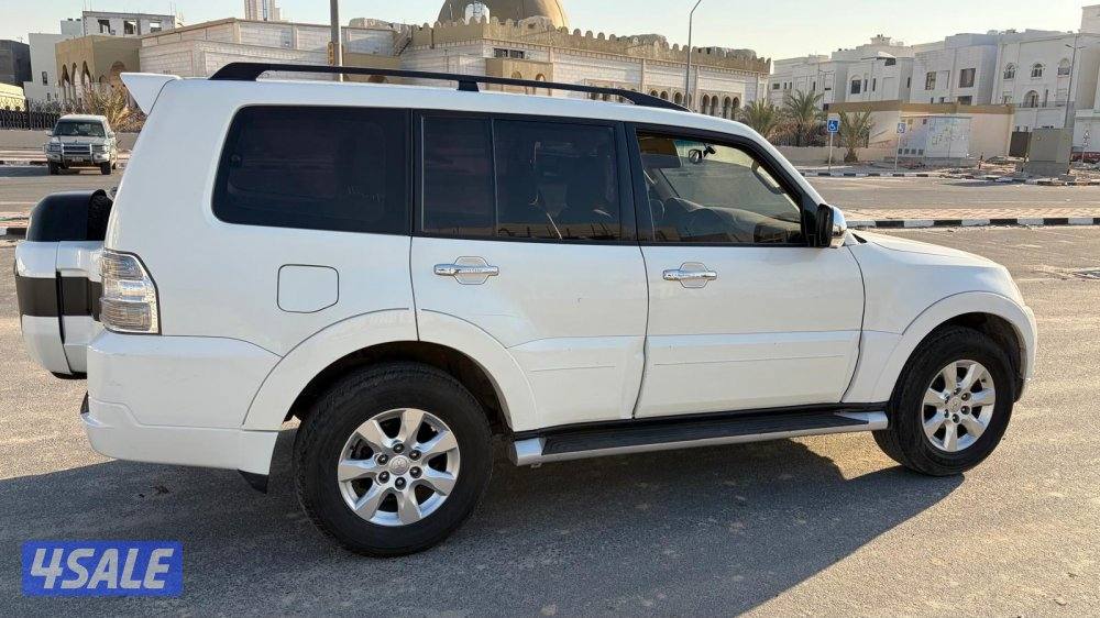 للبيع باجيرو3