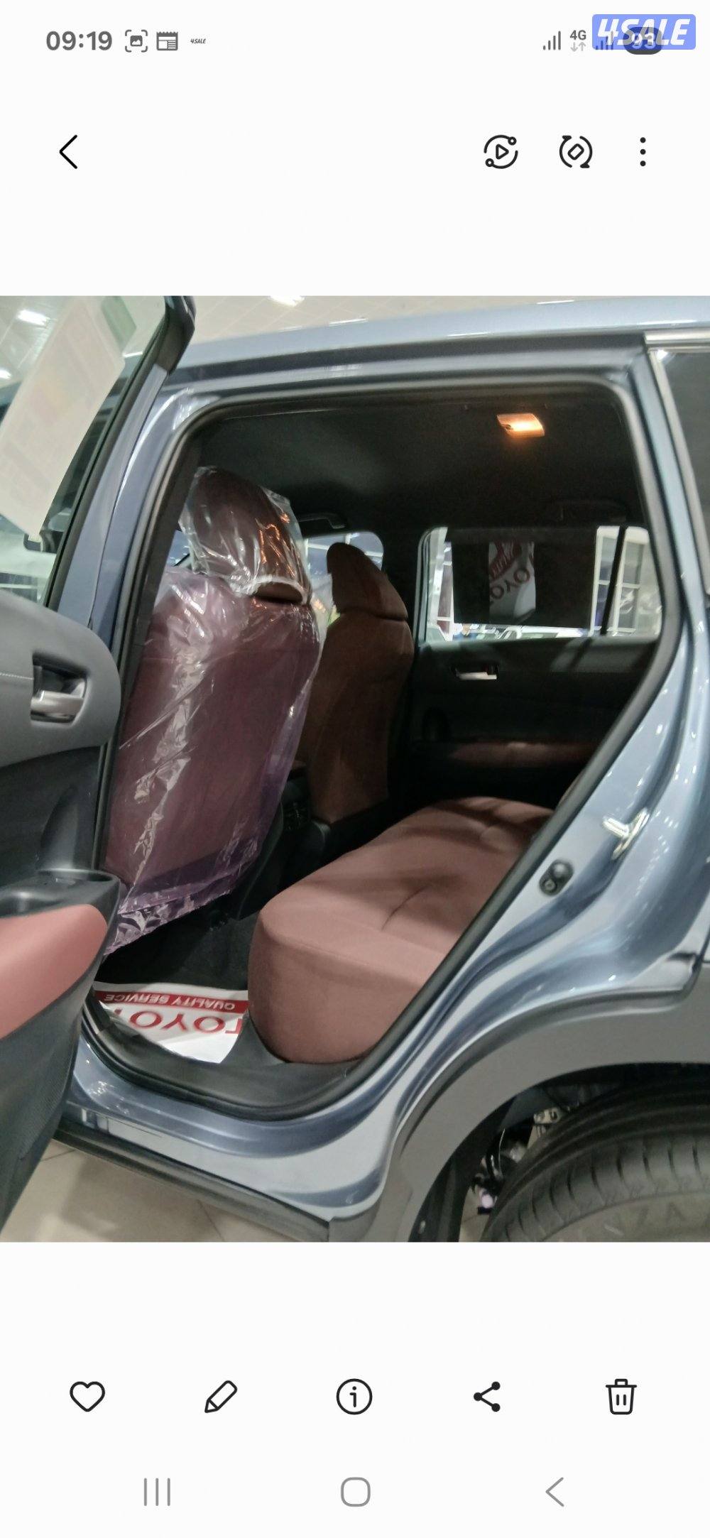 للبيع تويوتا كورولا غروس موديل 2025 ماشى 100 كيلومتر  رصاصى تامين شامل3