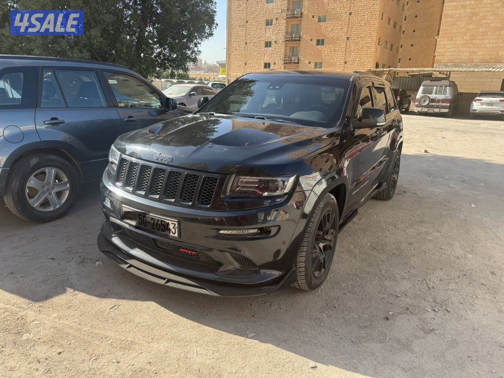 جراند شيروكي SRT8 2016-بحالة الوكالة (ستوك)وشرط الفحص بالكامل0