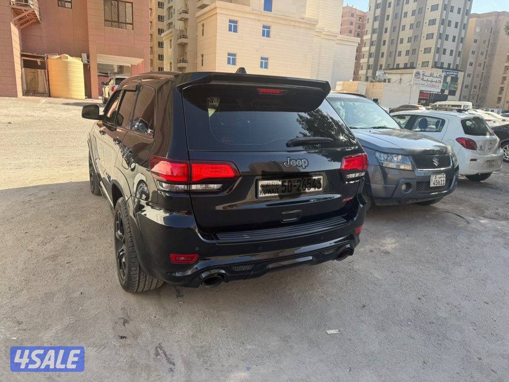 جراند شيروكي SRT8 2016-بحالة الوكالة (ستوك)وشرط الفحص بالكامل5