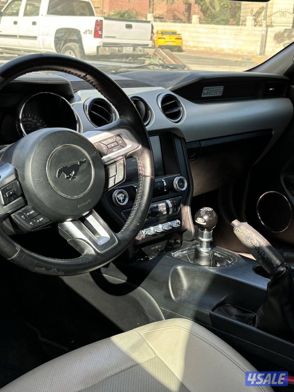 للبيع موستنق قير عادي7