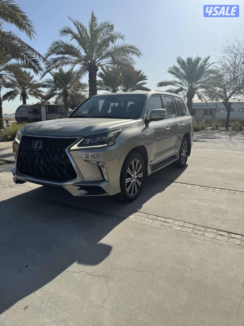 للبيع لكزس lx570 s 2019 الفل الدرجه الاولى وارد الوكاله الساير1
