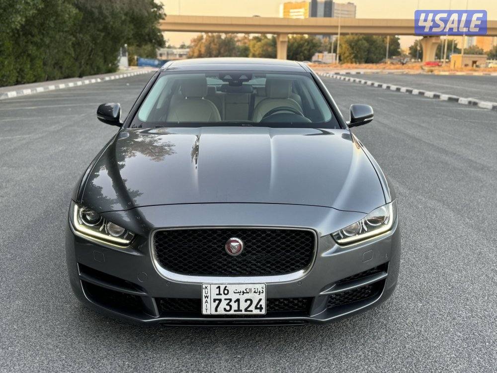 جاكور XE 2018 بحاله نظيفه جدا2