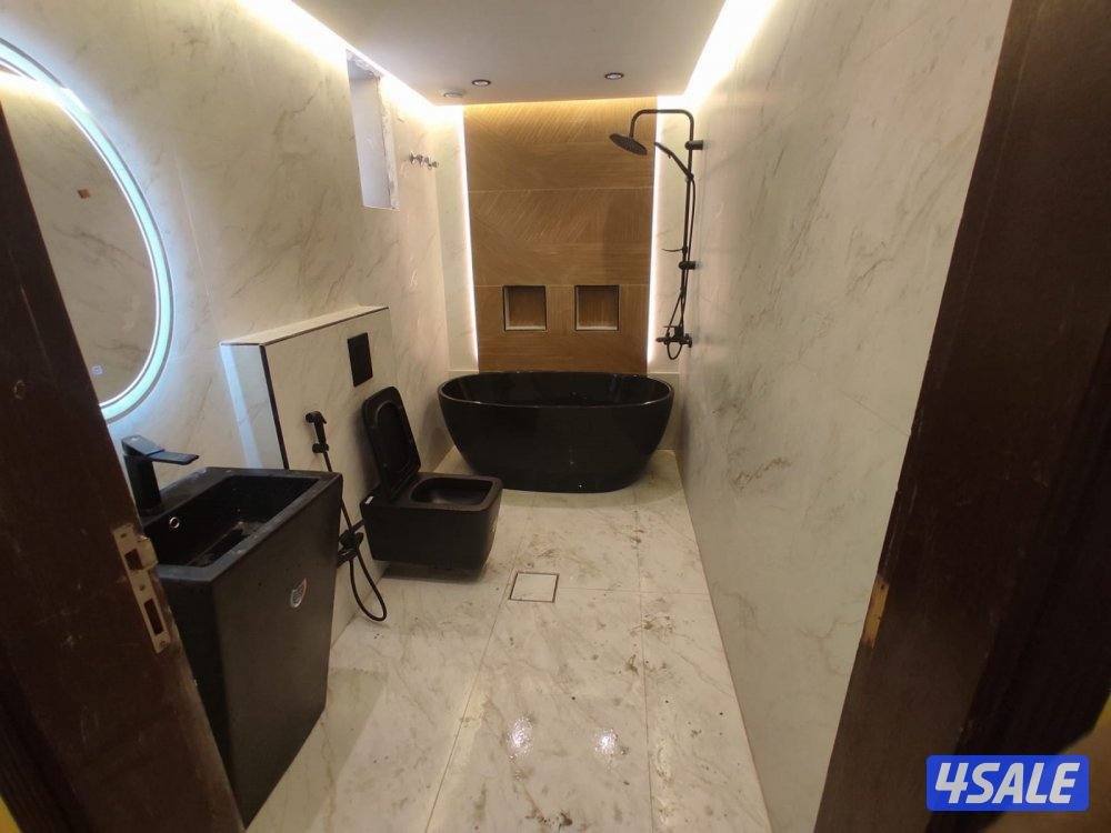 مقاول صحي باكستاني عمران3