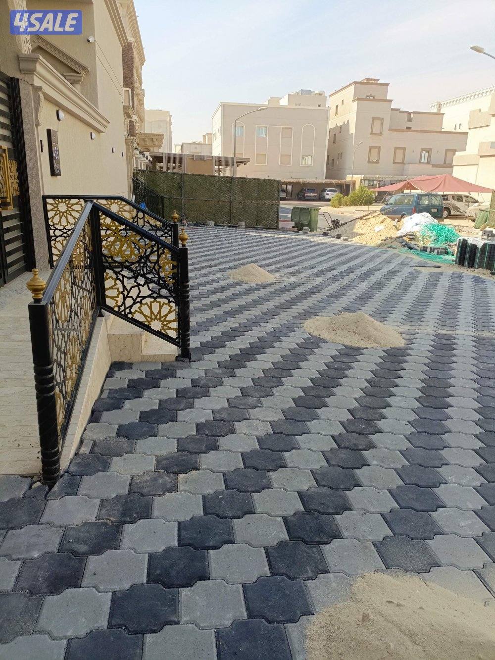 معلم بلاط متداخل وكربستون0