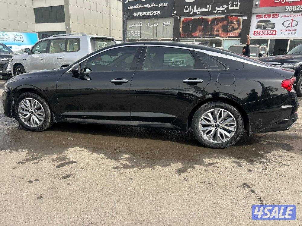 كيا-K5 هايبرد 
موديل 2023
ماشى 34.000 k.m
وارد المطوع .3