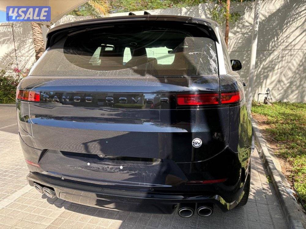 رنج روفر ٢٠٢٥ SV4
