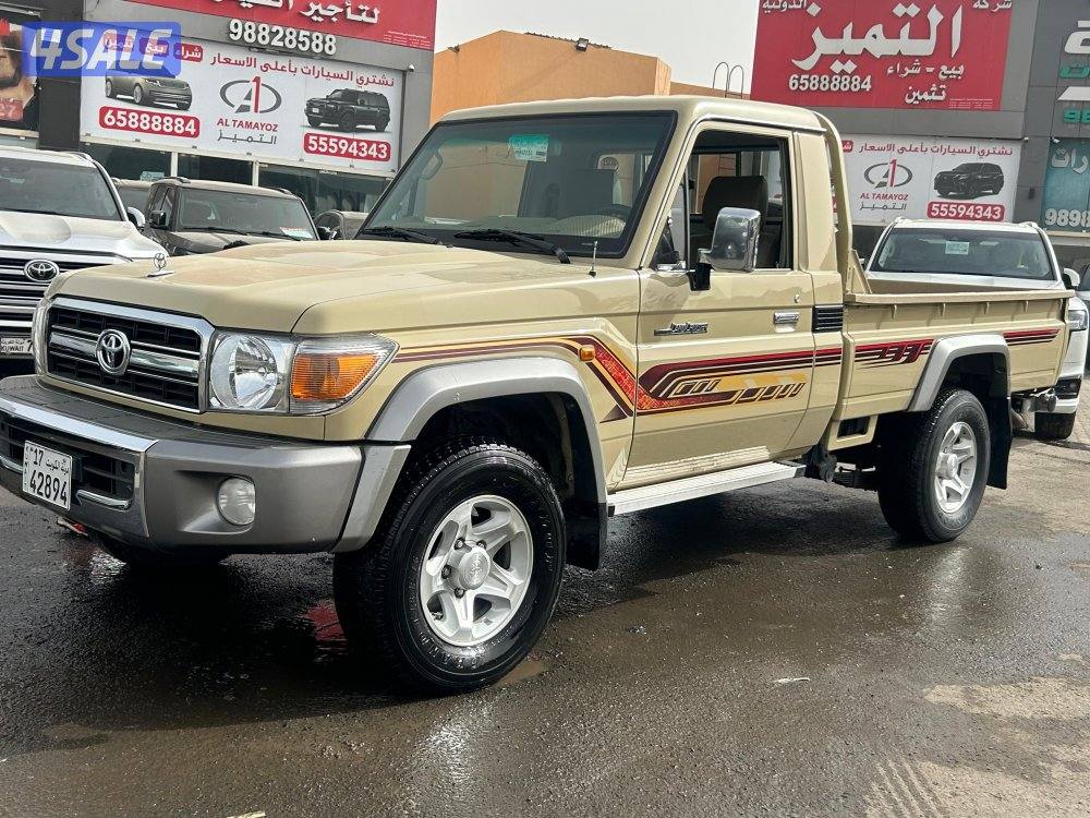 تويوتا لاند كروزر شاص LX .V6
موديل 2021
ماشى 91.000 k.m0