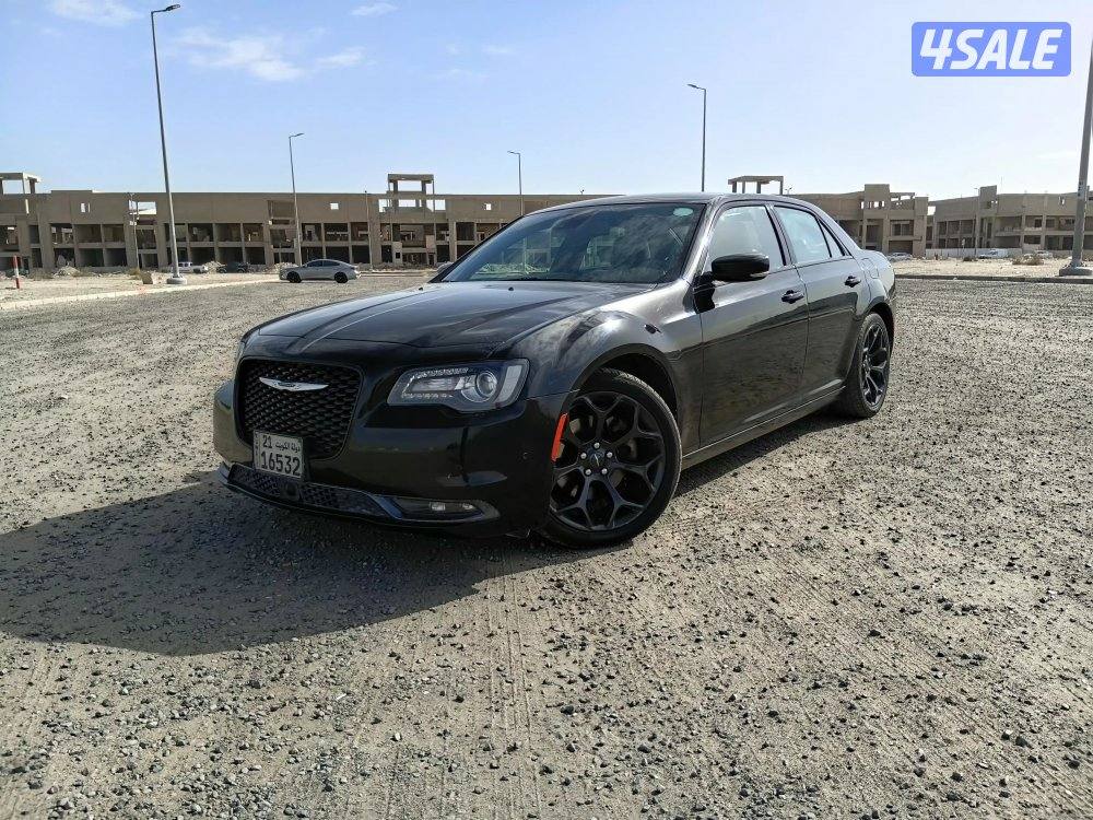 كرايزلر 300S موديل 2021 ماشي 98 الف كم شرط الفحص قير مكينة شاصي1
