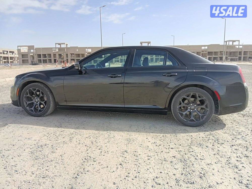 كرايزلر 300S موديل 2021 ماشي 98 الف كم شرط الفحص قير مكينة شاصي5