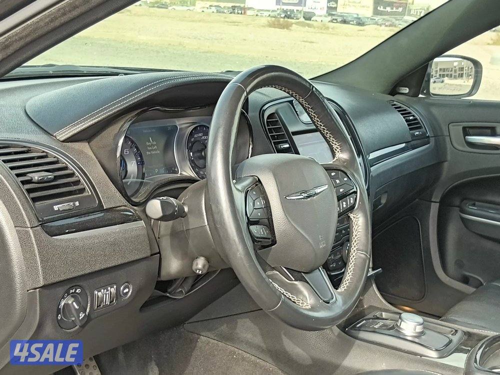 كرايزلر 300S موديل 2021 ماشي 98 الف كم شرط الفحص قير مكينة شاصي7