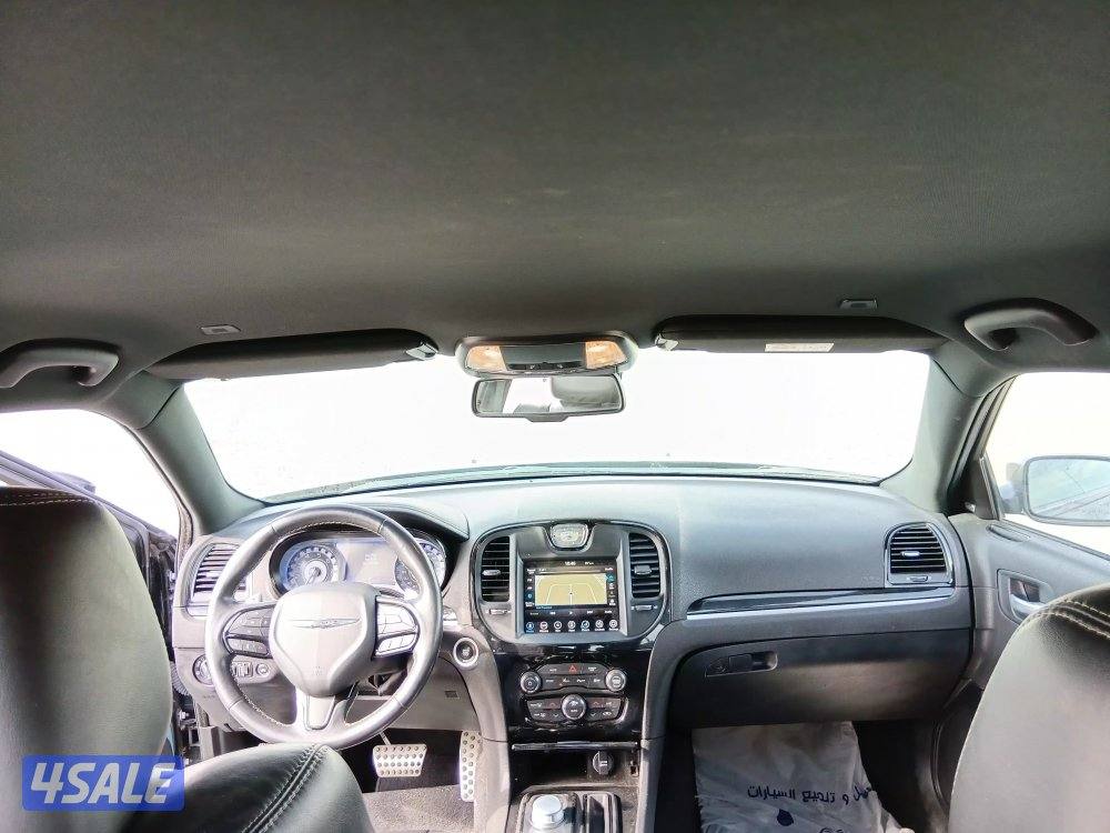 كرايزلر 300S موديل 2021 ماشي 98 الف كم شرط الفحص قير مكينة شاصي8
