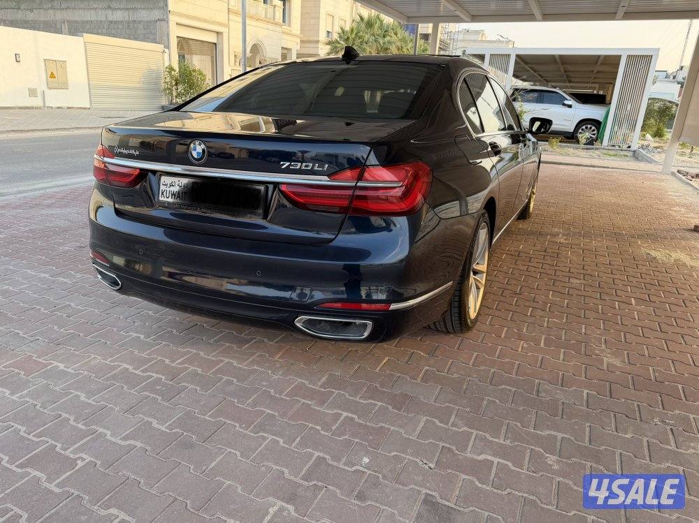 للبيع بي ام 730LIشرط الفحص باالكامل 20194