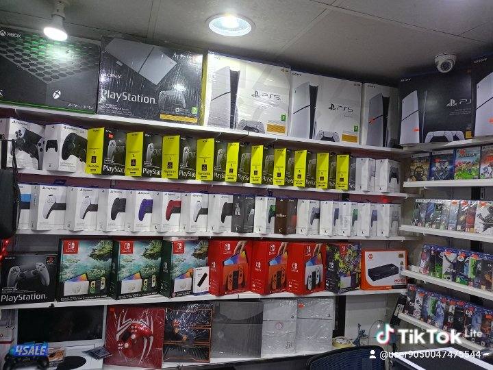 نشتري جميع انواع بلايستيشن مستعمل وجديد باعل سعر استكرب شغال11