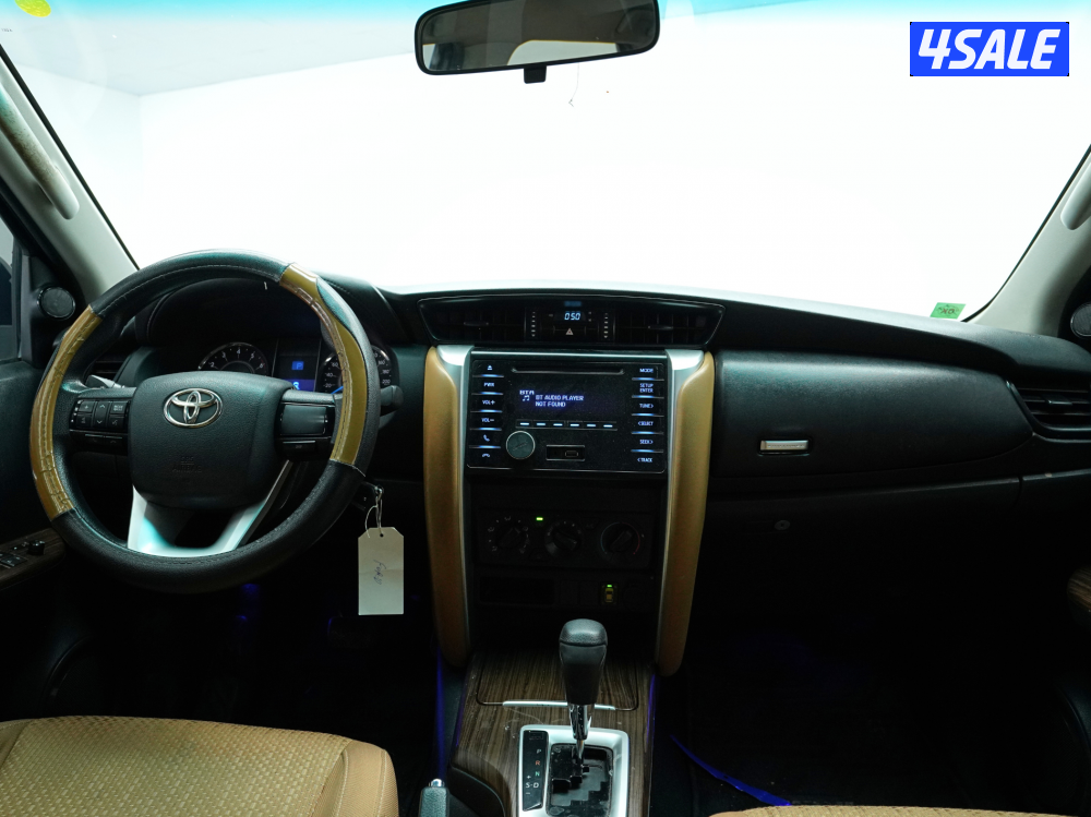 Toyota Fortuner2