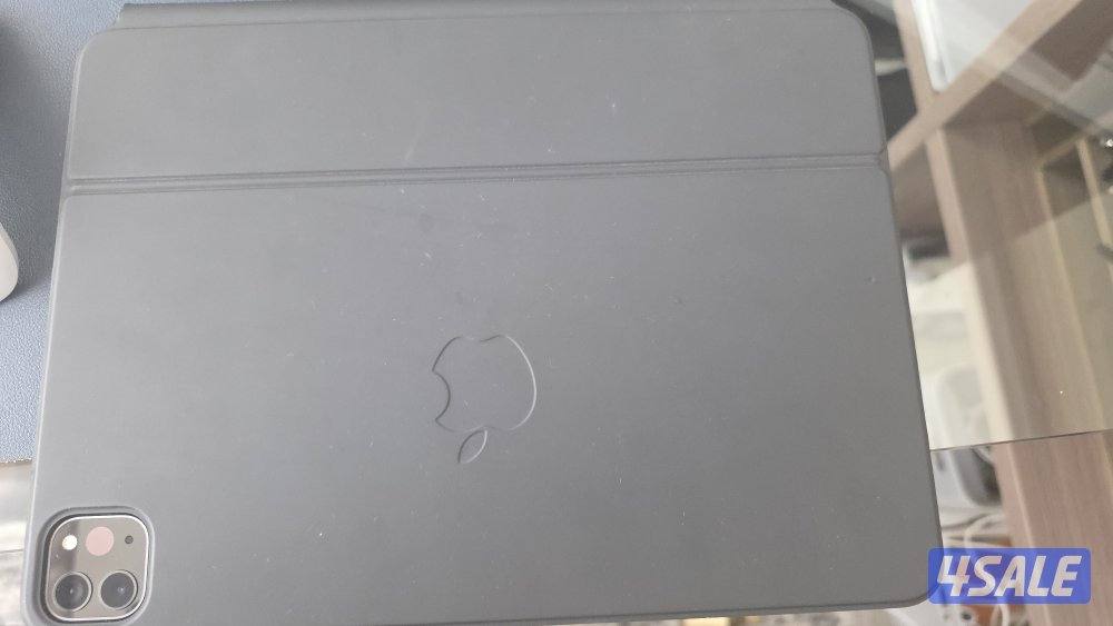 ايباد برو ١١ انش مع كيبورد ابل و قلم0