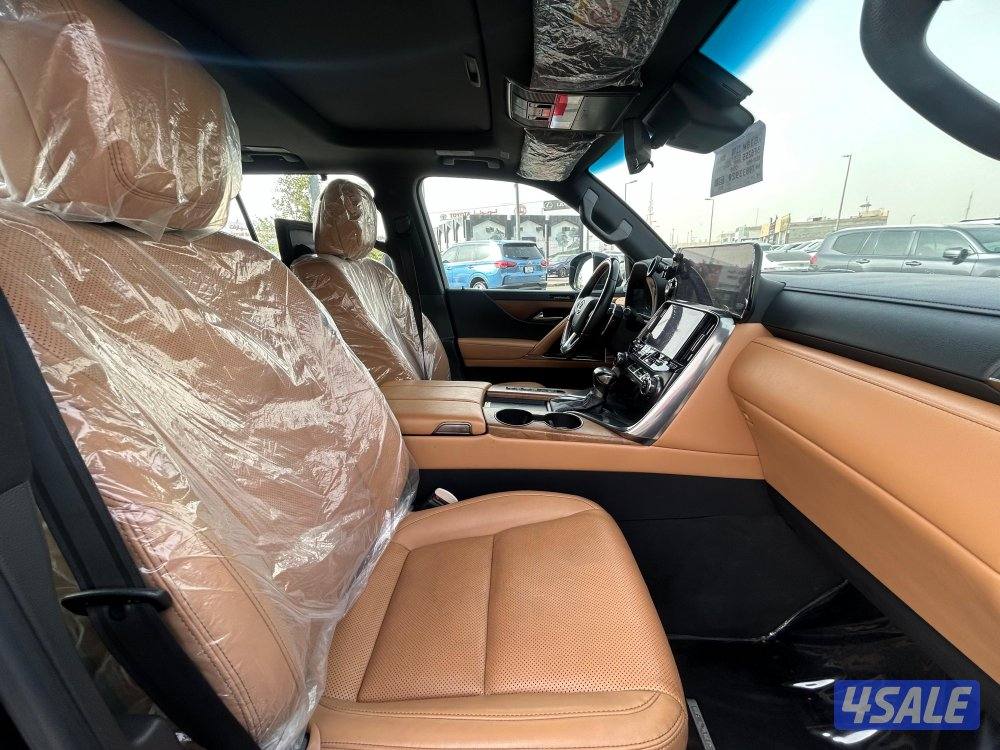 لكزس LX600 درجة اولى 
twinturbo .V6
موديل 20245