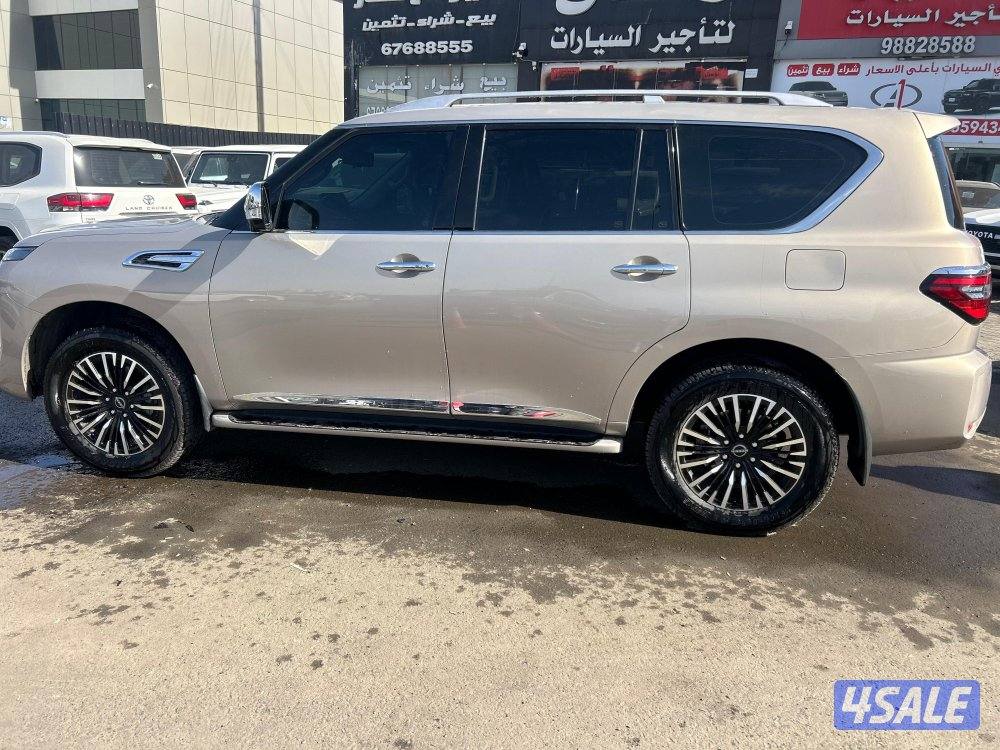 نيسان باترول بلاتنيوم .V6
موديل 20232