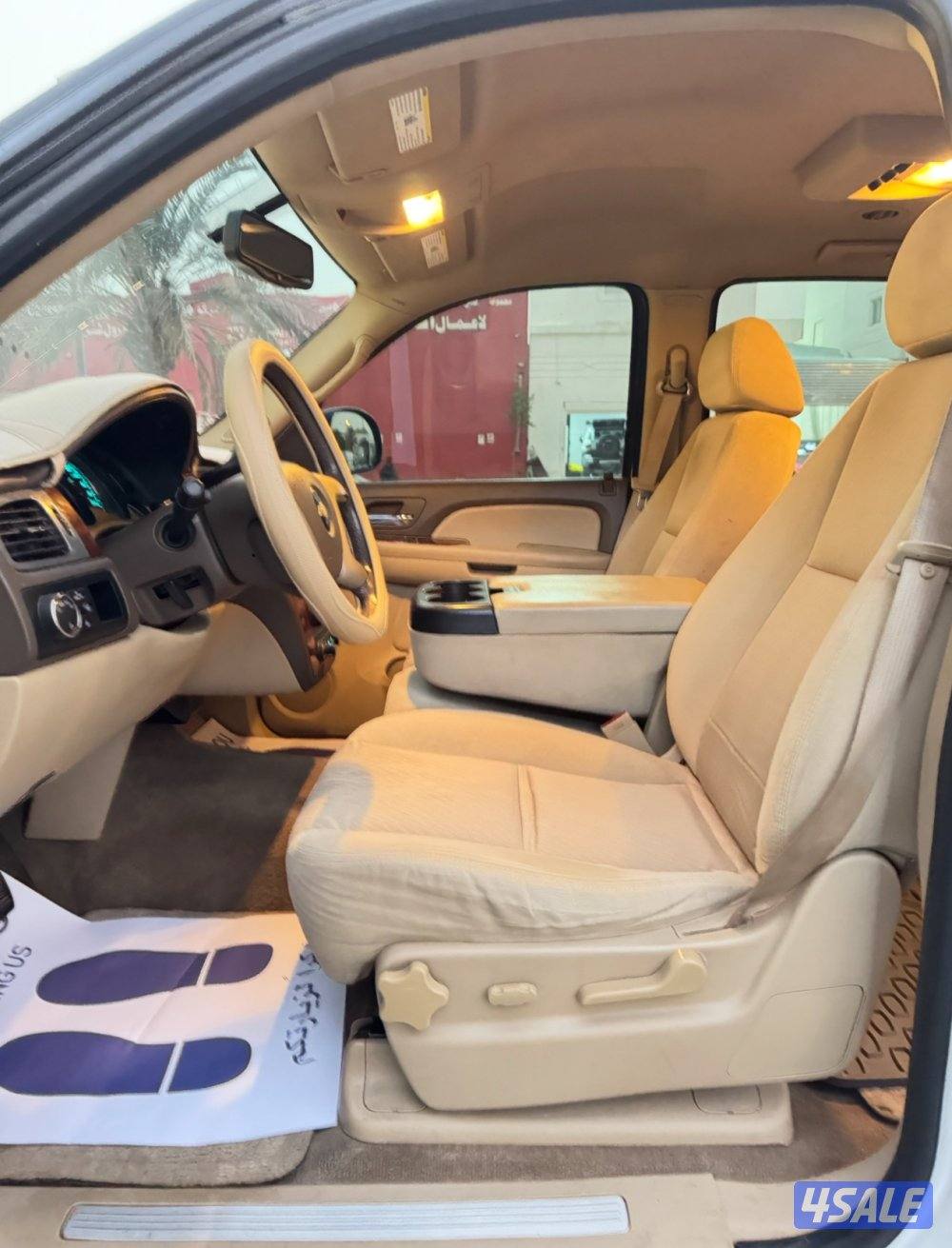 شيفروليه تاهو LT موديل 2009 بحاله ممتازه شرط الفحص7