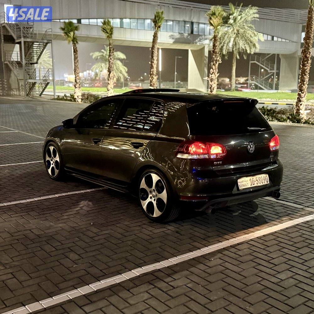 جولف GTI 2012 عداد 150 الف سيرفس منتظم صبغ الوكاله3