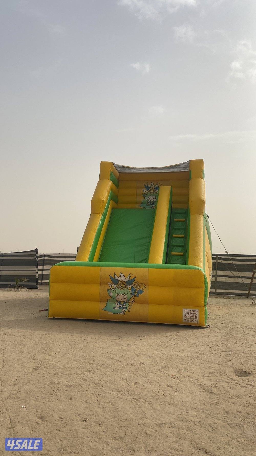 للإيجار نطاطيات متر8 و 6توصيل جميع المناطق مخيمات الوفرة كبد الهجن3