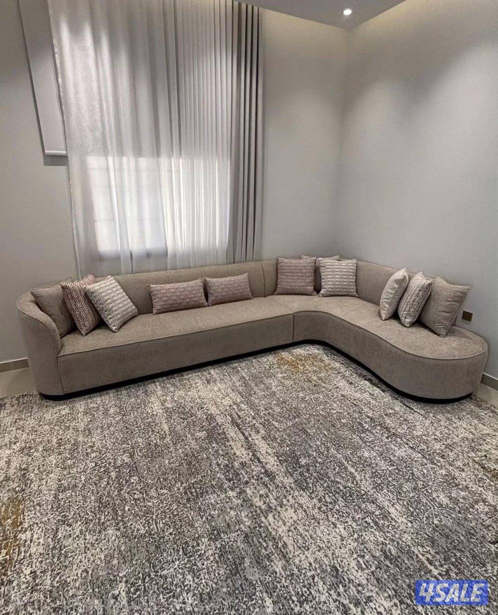 اثاث ومفروشات0