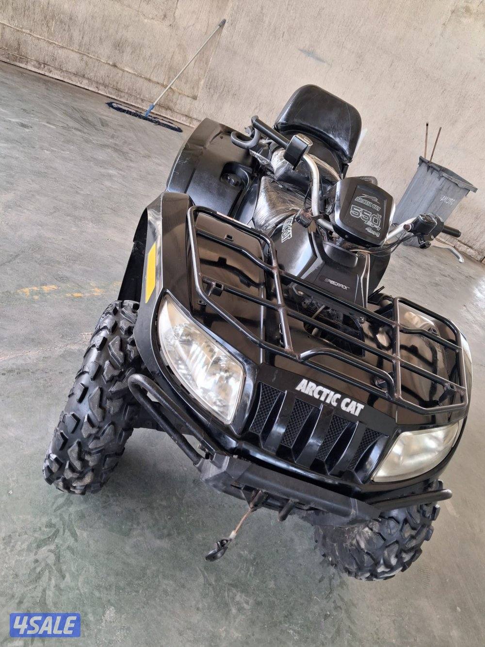 قروزلي أمريكي دفع رباعى ار تى كات 550 سيسي5