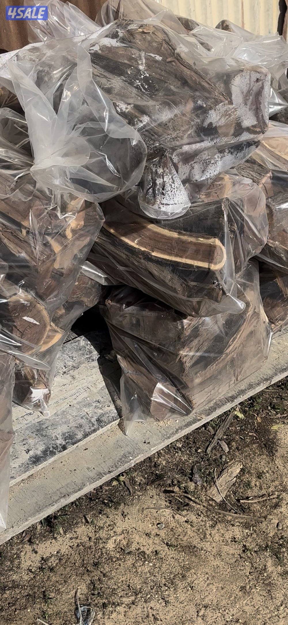 للبيع حطب صفصاف ممتاز 10 كيلو بدينارين ويوجد كميه مزارع الوفره1