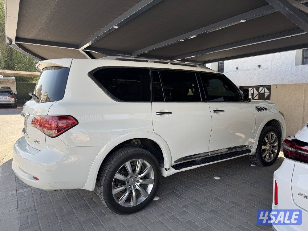QX80 20111